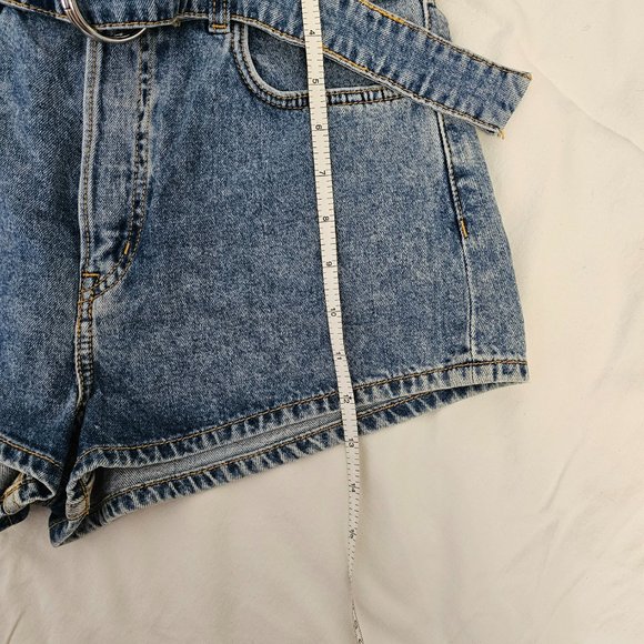 NWT H&M Divided Paper bag High waisted shorts - Picture 4 of 4